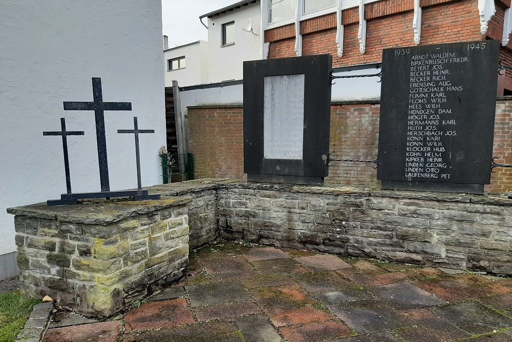 Oorlogsmonument Roggendorf #3