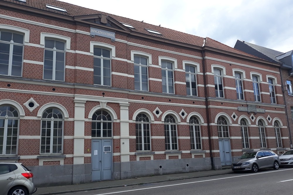 Former Peace Court House Hoogstraten #1