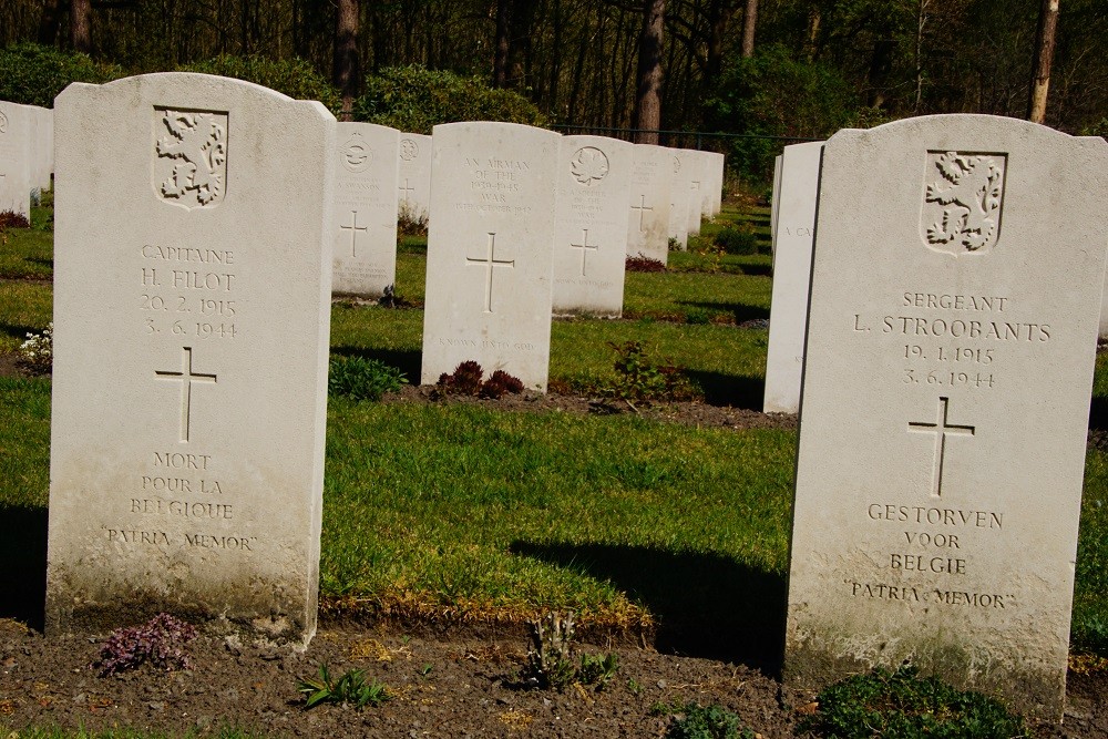 Commonwealth War Cemetery Bergen op Zoom #7