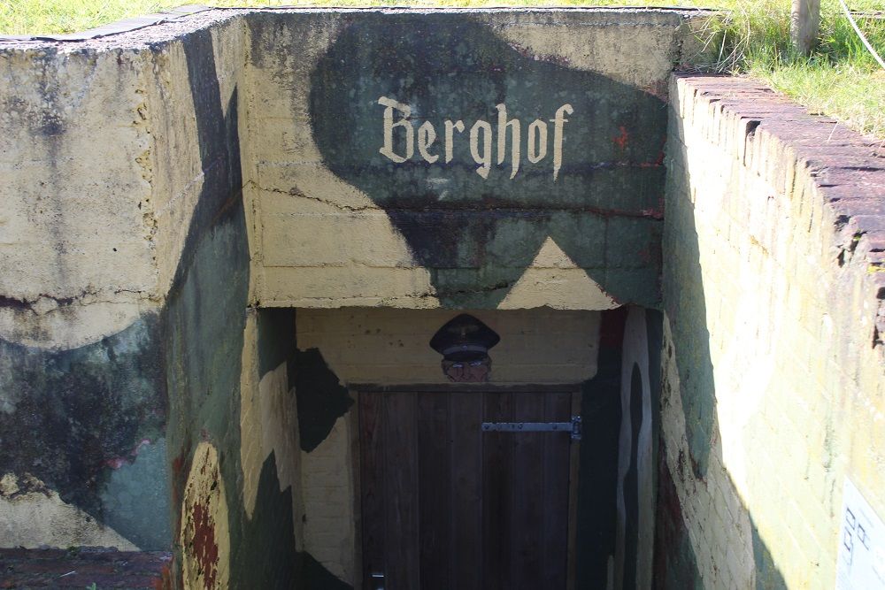 German Radarposition Tiger - Küvertype 428 12 Mann Bunker #4