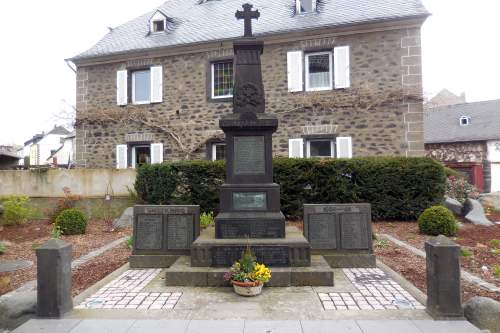 Oorlogsmonument Thr