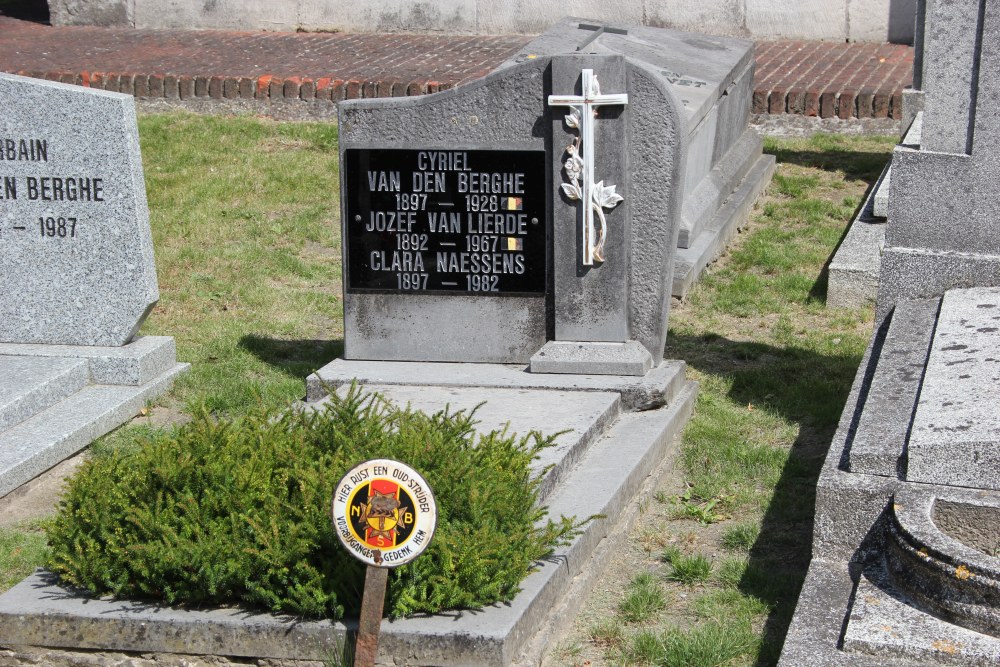 Belgian Graves Veterans Vurste #2