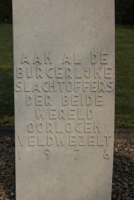 Monument Burgerslachtoffers Veldwezelt #3