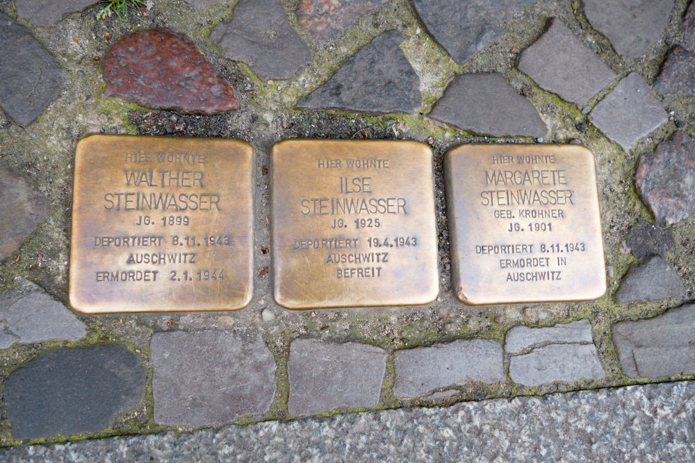Stumbling Stones Oranienburger Straße 89 #1