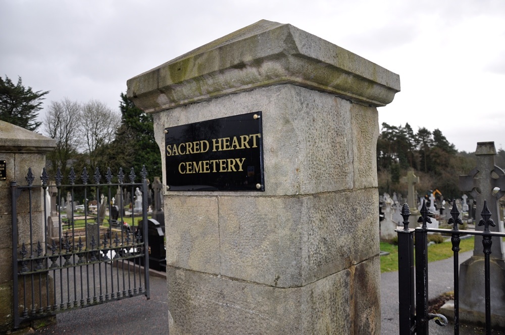 Oorlogsgraf van het Gemenebest Sacred Heart Catholic Cemetery