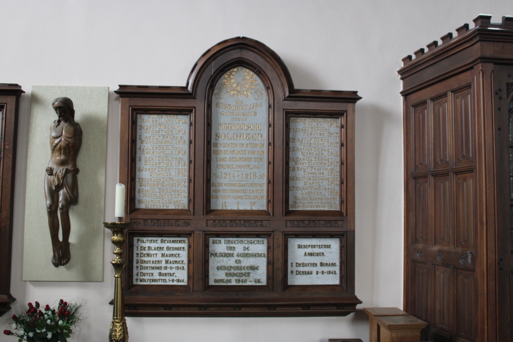 Oorlogsmonument Kerk Pittem #3