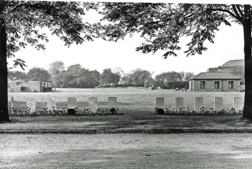 Commonwealth War Graves Agecroft Cemetery