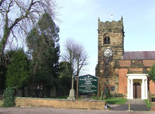 Oorlogsmonument Shareshill #1