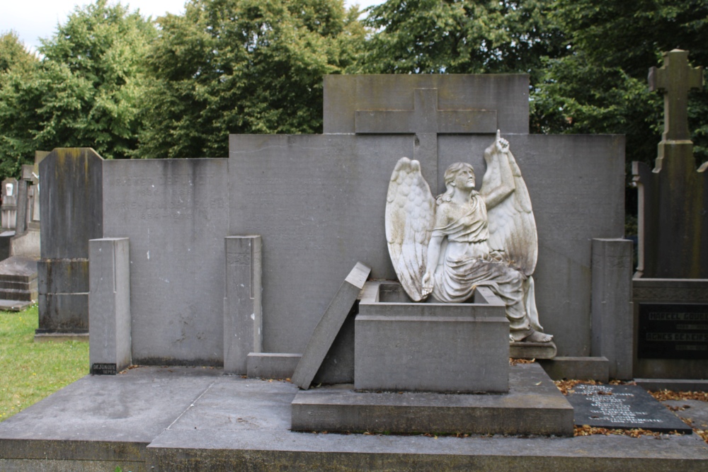 Belgian War Graves Kemmel #2