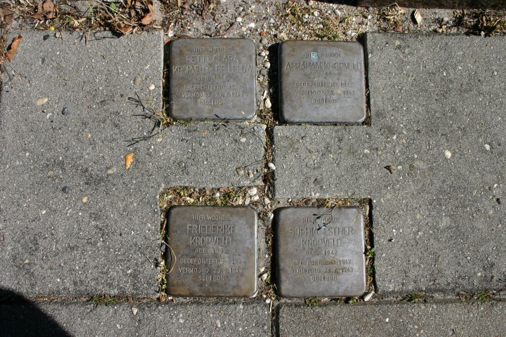 Stolpersteine Sluisstraat 102 #1