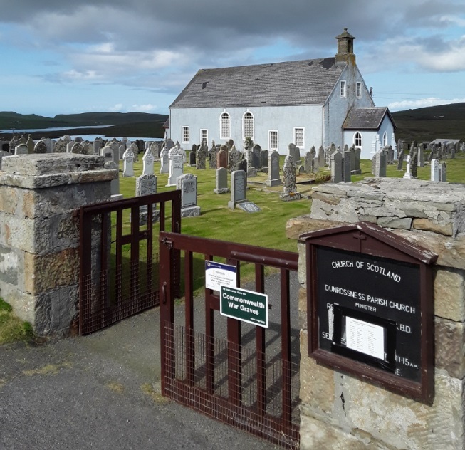 Oorlogsgraven van het Gemenebest Dunrossness Parish Churchyard #1