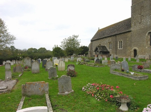 Commonwealth War Graves St Mary Churchyard