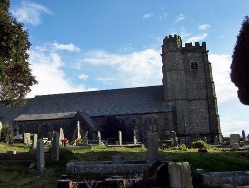 Commonwealth War Graves St Illtyd and St Tyfodwg Churchyard