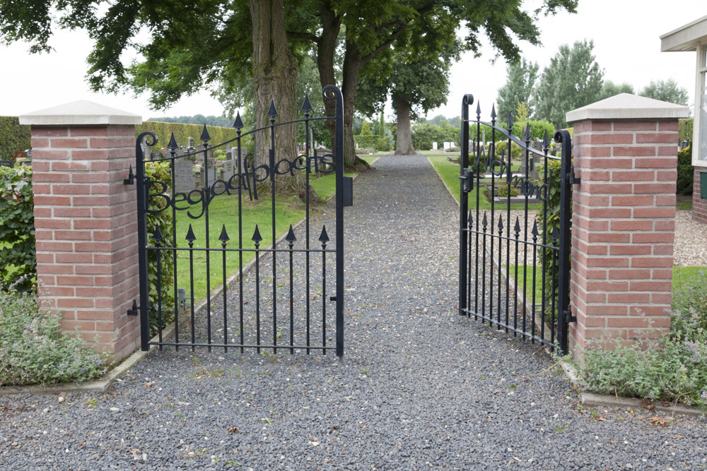 Commonwealth War Graves General Cemetery Wichmond #1