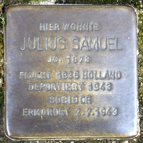 Stolpersteine Bremer Strae 1