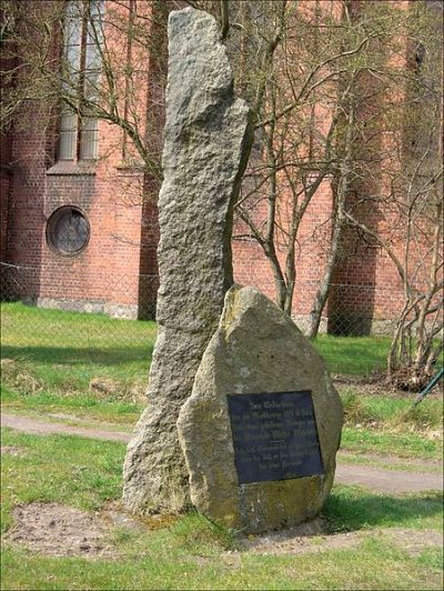 Oorlogsmonument Klooster Malchow #1