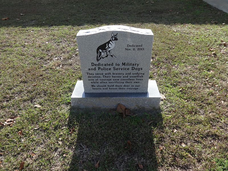 Service Dogs Memorial