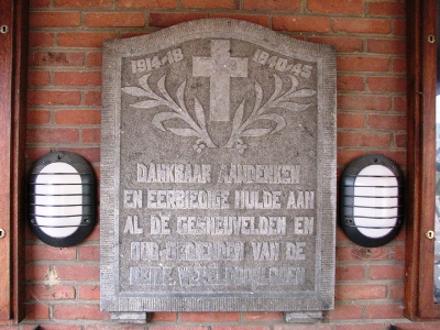 Oorlogsmonument Begraafplaats Zichen-Bolder #2