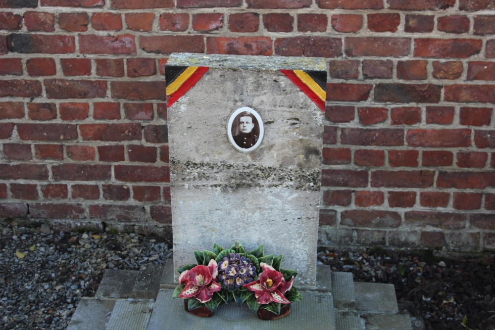 Belgian War Grave Muizen #2