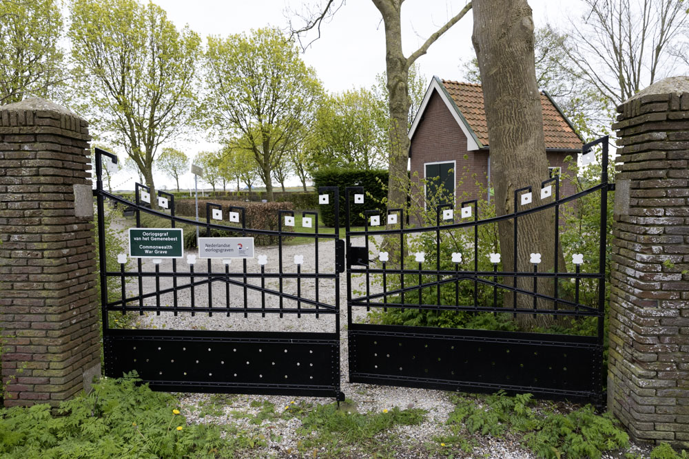 Gemeentelijke Begraafplaats Wartena #2