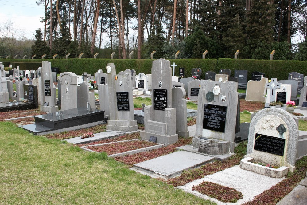 Belgian Graves Veterans Malderen #1