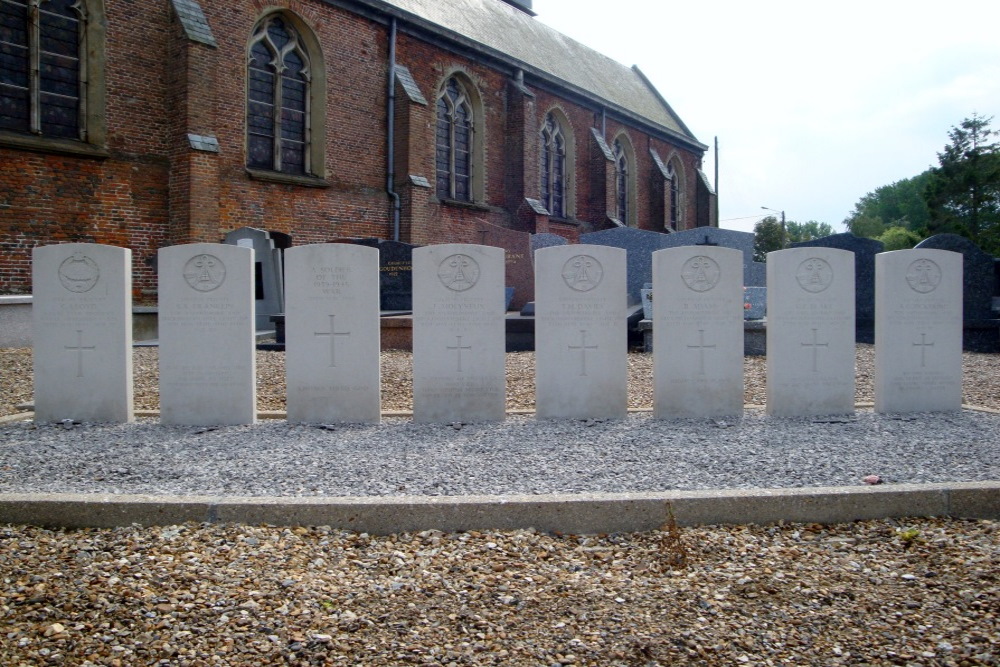 Commonwealth War Graves Bavinchove #2
