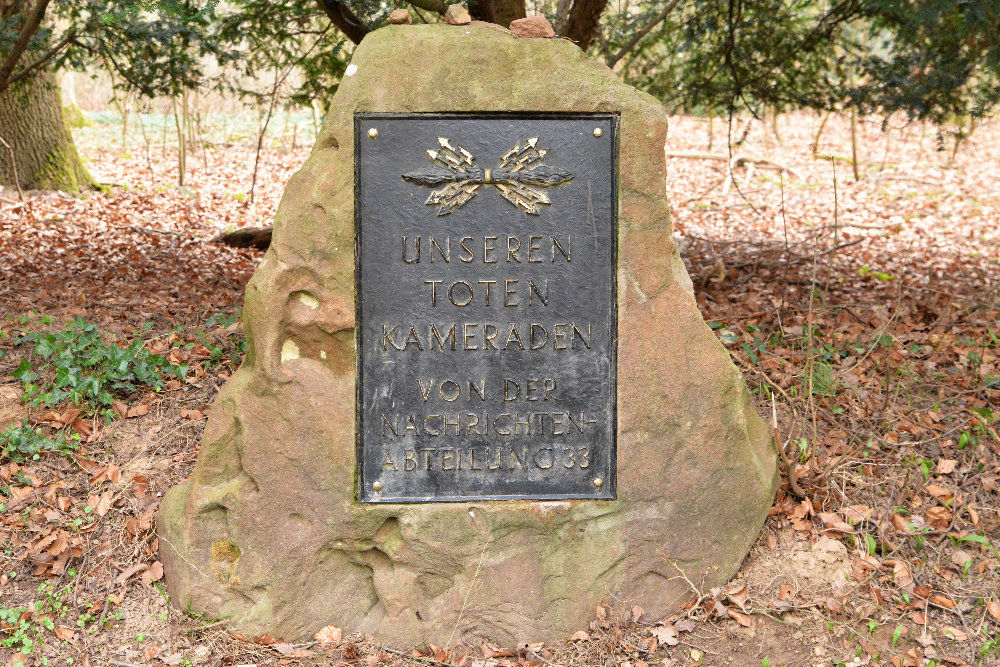 Monument Nachrichtenabteilung 33 #2