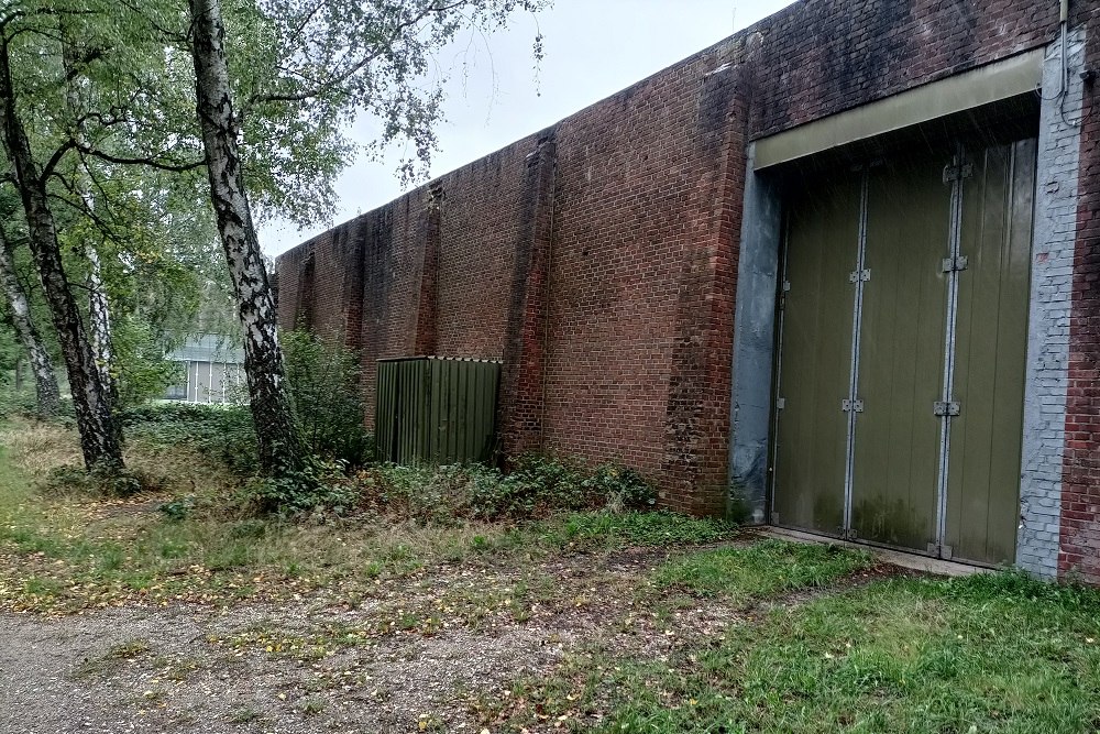 Hangar Restanten Fliegerhorst Venlo