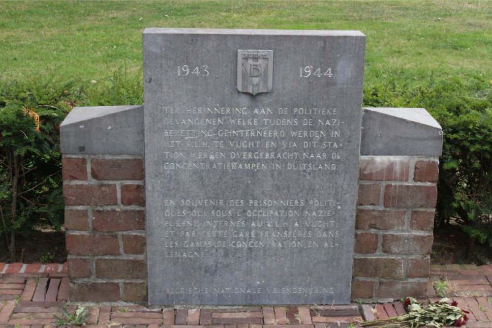 Monument Gedeporteerde Politieke Gevangenen NS-station Vught #1