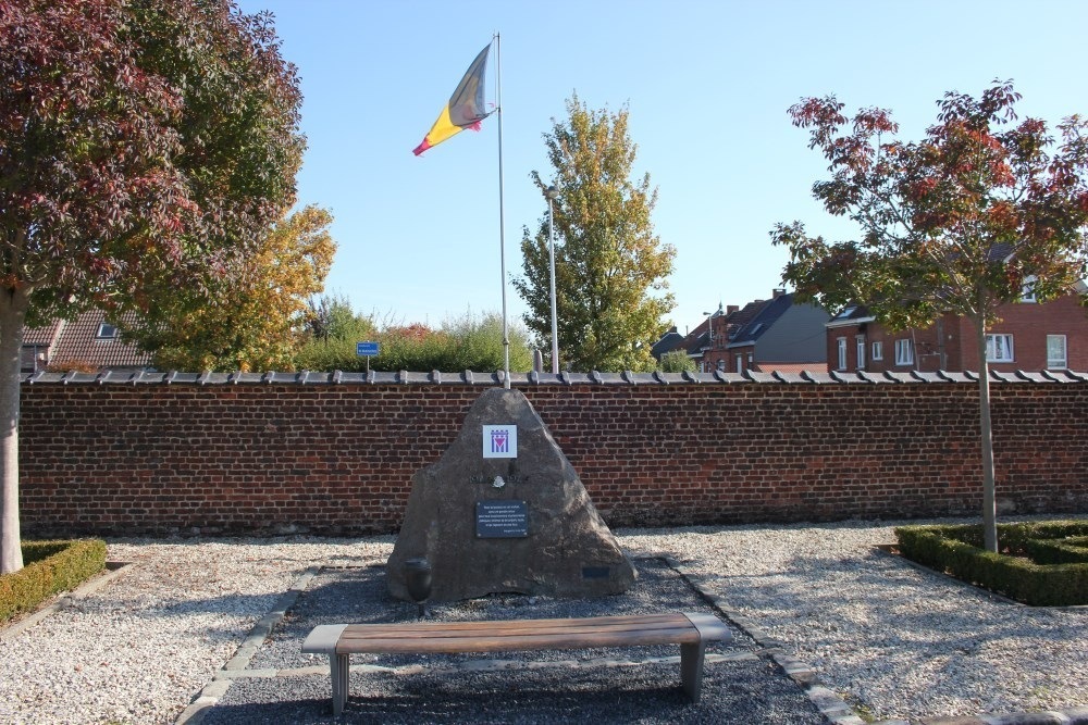 Oorlogsmonument Begraafplaats Braine-le-Comte #1