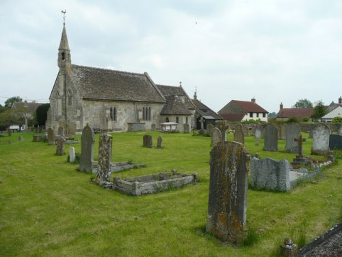 Commonwealth War Graves St. George Churchyard #1