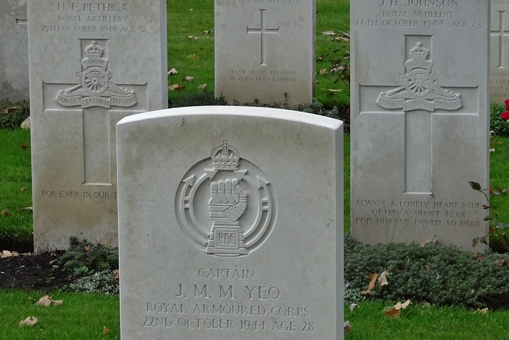 Commonwealth War Cemetery Geel #3