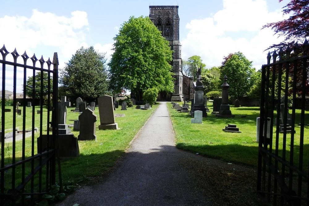 Oorlogsgraven van het Gemenebest St. John Churchyard #1