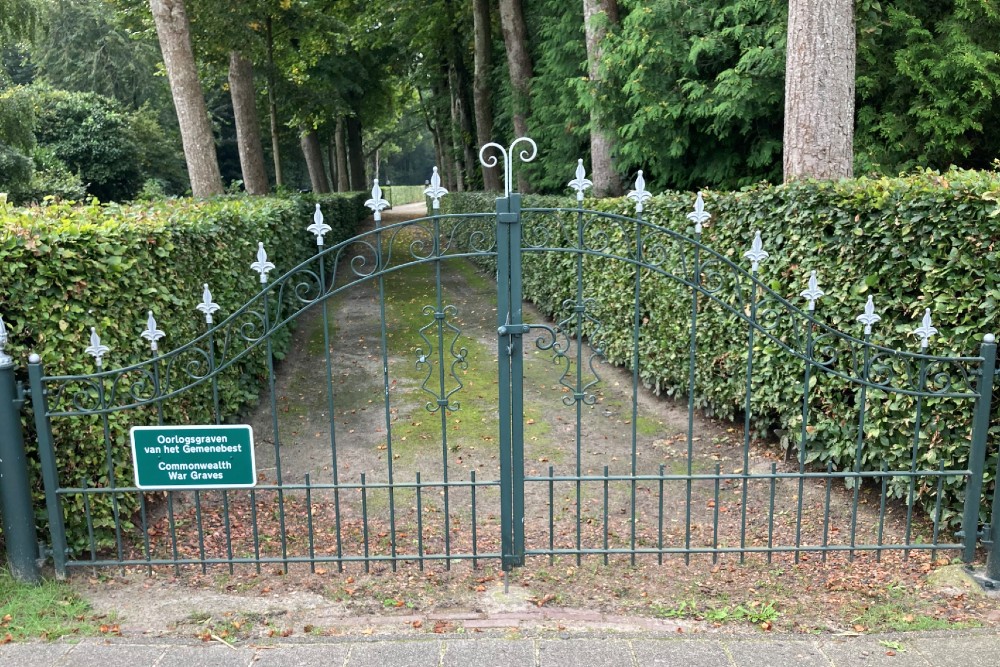 Oorlogsgraven van het Gemenebest Nederlands Hervormde Begraafplaats Nieuwehorne #4