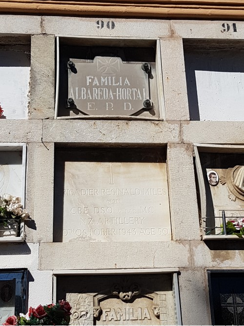 Commonwealth War Grave Figueres Municipal Cemetery #2