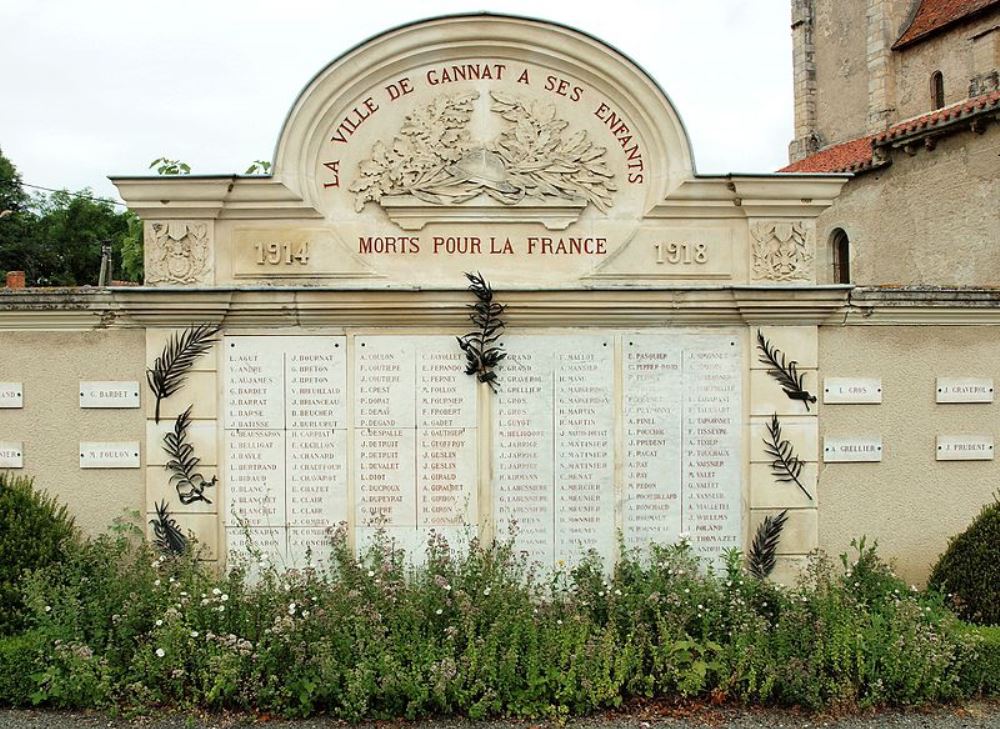 War Memorial Gannat #2