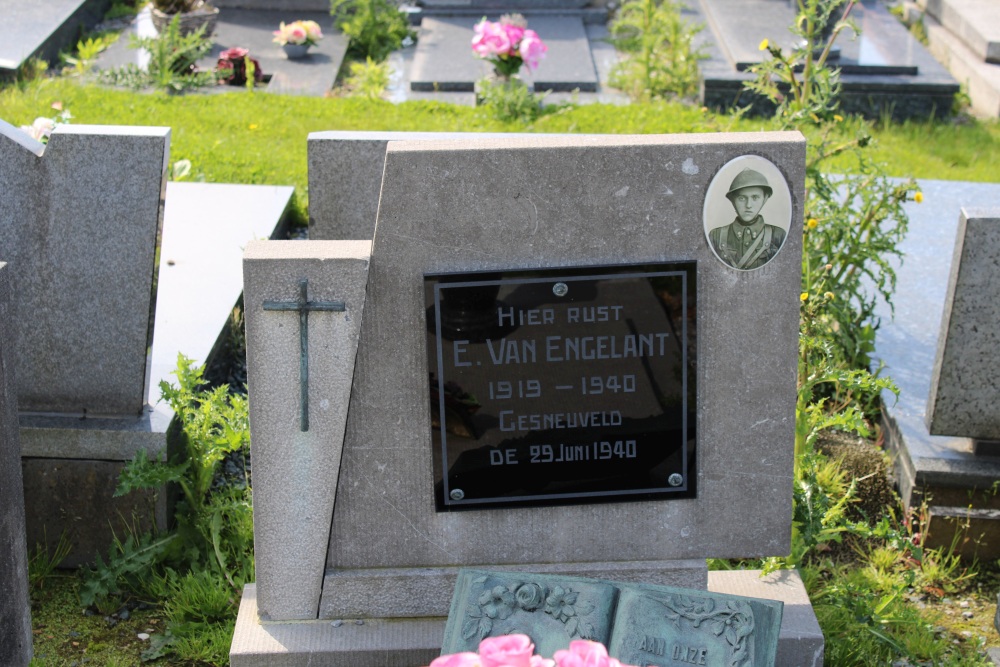 Belgian War Graves Grimbergen Lint #1