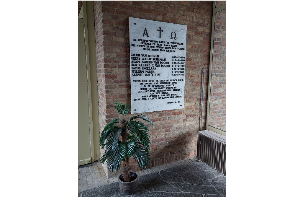 Oorlogsmonument Petrakerk #2