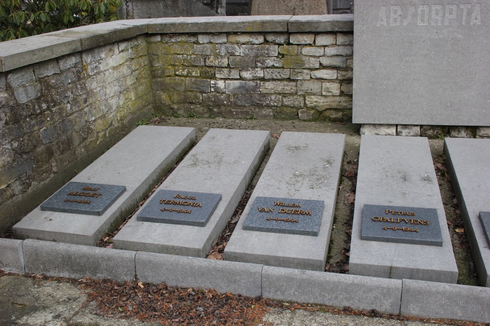 Belgische Oorlogsgraven Dendermonde #2