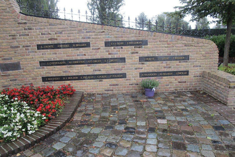 War Memorial Staphorst #4