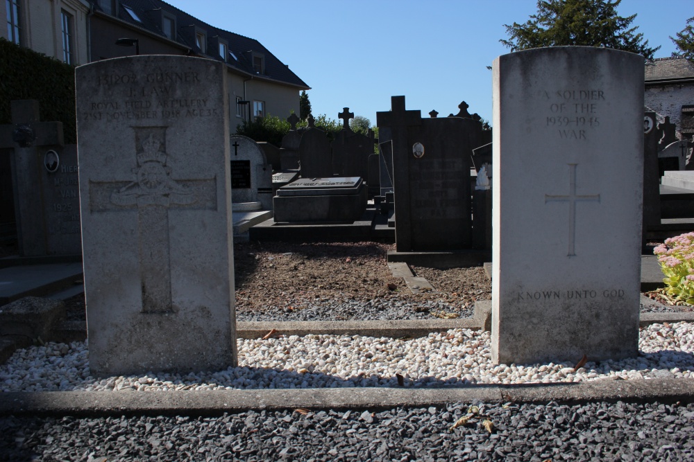 Commonwealth War Graves Eine #2