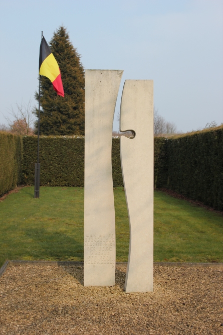 Monument Burgerslachtoffers Veldwezelt #2