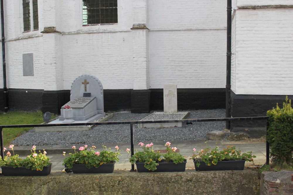 Commonwealth War Grave Loonbeek #1