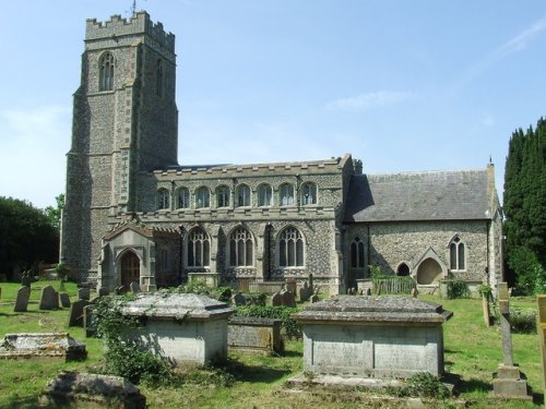 Commonwealth War Graves Holy Innocents Churchyard