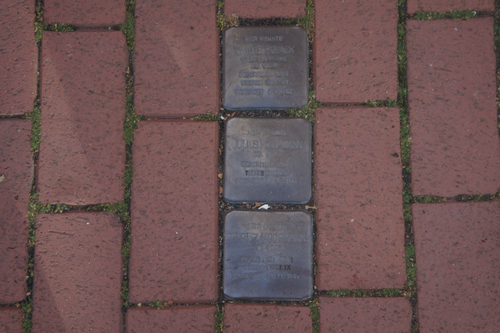 Stumbling Stones Mühlenstraße 9