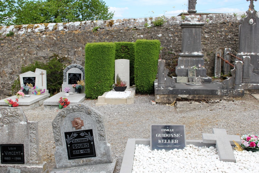 Commonwealth War Grave Vogene #1