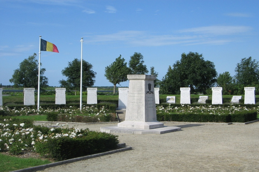 Monument 4de Legerafdeling Wulpen #2