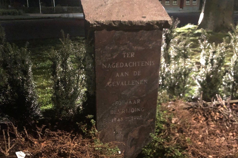 Memorial stone Weerselo