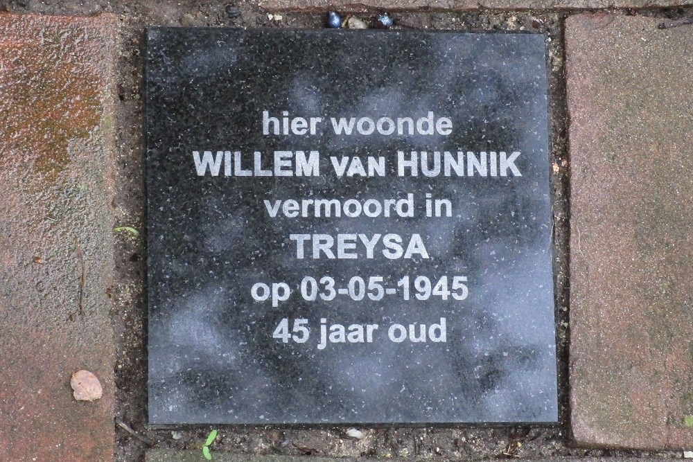 Memorial Stone Tollenslaan 1 #1