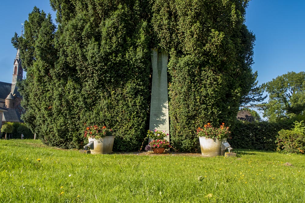 Oorlogsmonument Frauwllesheim #1